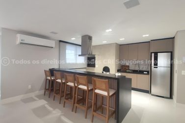 Apartamento para alugar - 107m&sup2; - Praia Brava de Itaja&iacute;