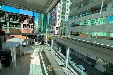 Apartamento &agrave; venda - 98m&sup2; - Meia Praia