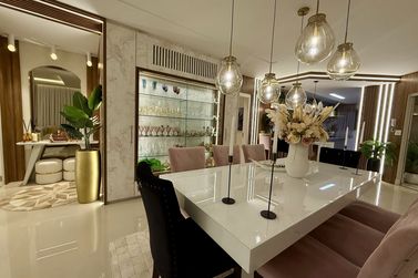 Apartamento &agrave; venda - 171m&sup2; - Meia Praia