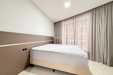 Apartamento &agrave; venda - 220m&sup2; - Meia Praia