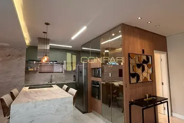 Apartamento &agrave; venda - 258m&sup2; - meia praia