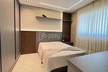 Apartamento &agrave; venda - 159m&sup2; - Meia Praia
