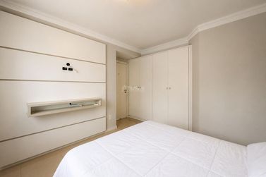Apartamento &agrave; venda - 108m&sup2; - Centro