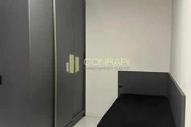 Apartamento &agrave; venda - 126m&sup2; - Meia Praia