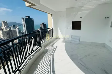 Apartamento &agrave; venda - 185m&sup2; - Meia Praia