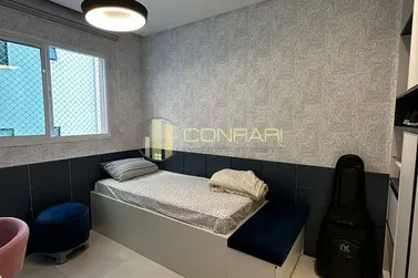 Apartamento &agrave; venda - 18250m&sup2; - meia praia