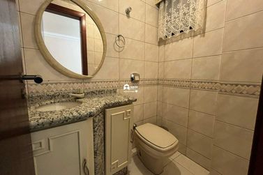 Apartamento para alugar - 228m&sup2; - Centro