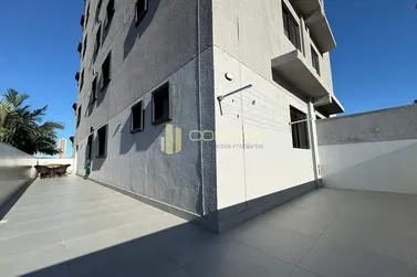 Apartamento &agrave; venda - 81m&sup2; - Pereque