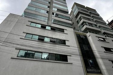 Apartamento &agrave; venda - Meia Praia