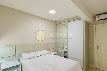 Apartamento &agrave; venda - 185m&sup2; - MEIA PRAIA