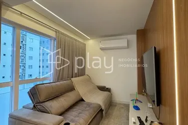 Apartamento &agrave; venda - 145m&sup2; - Meia Praia