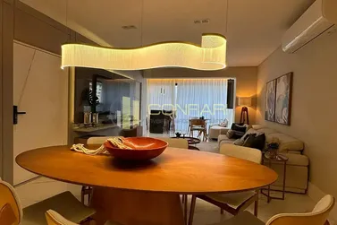 Apartamento &agrave; venda - 140m&sup2; - Centro