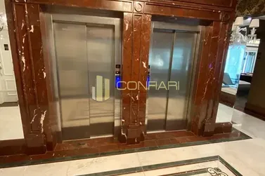 Apartamento &agrave; venda - 185m&sup2; - MEIA Praia