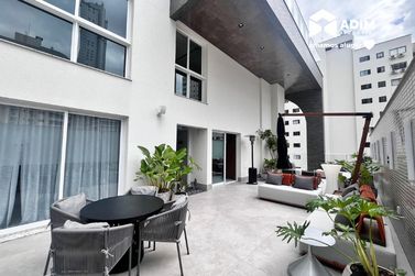 Apartamento para alugar - 143m&sup2; - Centro