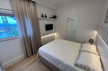 Apartamento &agrave; venda - Meia Praia