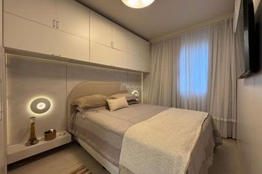 Apartamento &agrave; venda - 74m&sup2; - Centro