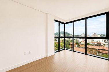 Apartamento &agrave; venda - 91m&sup2; - Centro