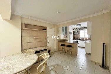 Apartamento para alugar - 60m&sup2; - Centro