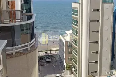 Apartamento &agrave; venda - 135m&sup2; - Meia praia
