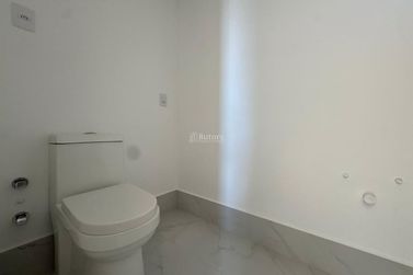Apartamento &agrave; venda - 210m&sup2; - Centro
