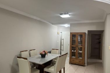 Apartamento &agrave; venda - Meia Praia