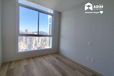 Apartamento para alugar - 125m&sup2; - Centro