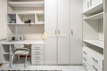 Apartamento &agrave; venda - 110m&sup2; - Meia Praia
