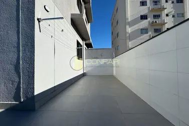 Apartamento &agrave; venda - 81m&sup2; - Pereque