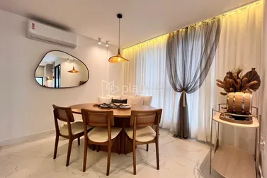 Apartamento &agrave; venda - 110m&sup2; - Meia Praia