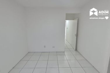 Apartamento para alugar - 103m&sup2; - Centro