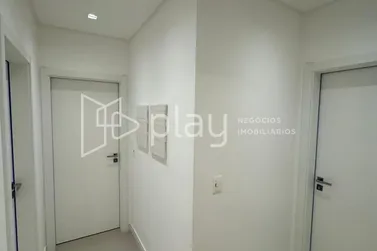 Apartamento &agrave; venda - 145m&sup2; - Meia Praia