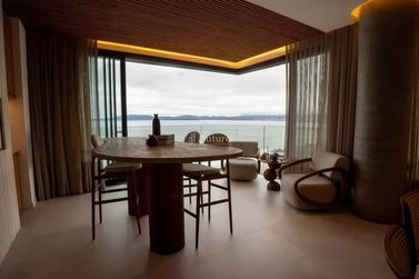 Apartamento &agrave; venda - 335m&sup2; - Centro