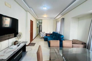 Apartamento &agrave; venda - 100m&sup2; - Meia Praia
