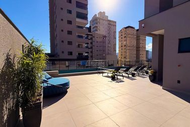 Apartamento &agrave; venda - Meia Praia