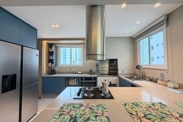 Apartamento &agrave; venda - 126m&sup2; - Centro