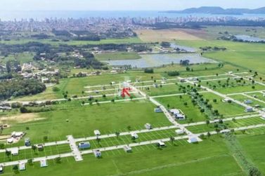 Terreno &agrave; venda - 205m&sup2; - 