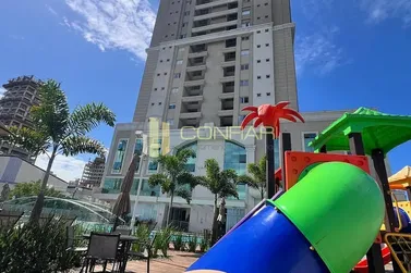 Apartamento &agrave; venda - 117m&sup2; - meia praia