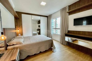 Apartamento &agrave; venda - Meia Praia