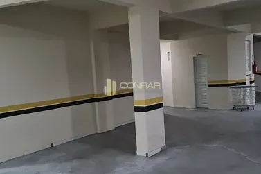 Sala Comercial &agrave; venda - 80m&sup2; - Meia Praia
