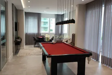 Apartamento &agrave; venda - 18250m&sup2; - meia praia