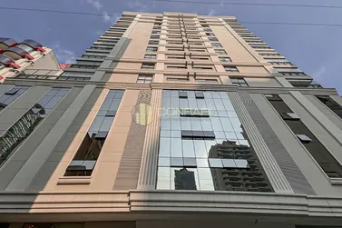 Apartamento &agrave; venda - 110m&sup2; - Meia Praia