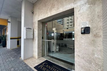 Apartamento &agrave; venda - 156m&sup2; - Meia Praia
