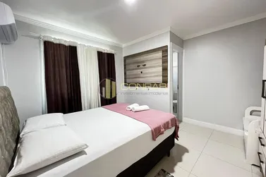 Apartamento &agrave; venda - 81m&sup2; - Pereque