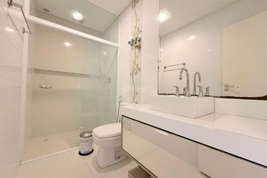 Apartamento &agrave; venda - 177m&sup2; - Centro