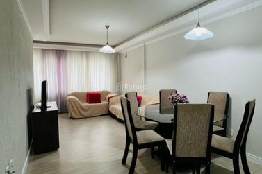 Apartamento &agrave; venda - 110m&sup2; - Meia Praia