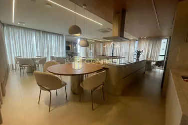 Apartamento &agrave; venda - 133m&sup2; - meia praia