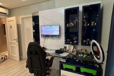 Apartamento &agrave; venda - Meia Praia