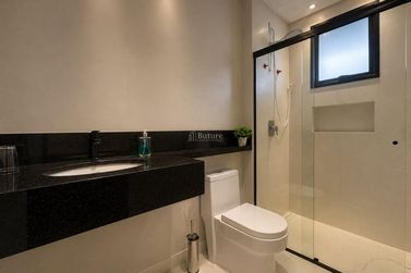 Apartamento &agrave; venda - 182m&sup2; - Meia Praia