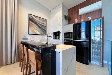 Apartamento &agrave; venda - 101m&sup2; - Pereque