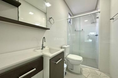 Apartamento &agrave; venda - 118m&sup2; - Meia Praia